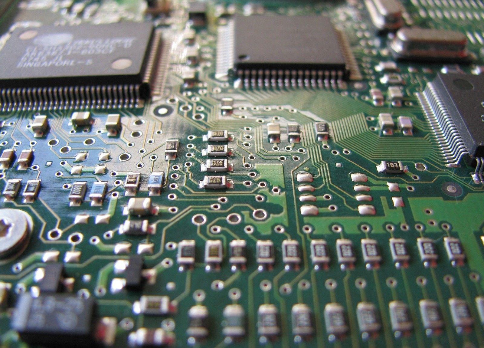 PCM batterie : fonctionnement, différences avec un BMS et comment choisir la bonne protection